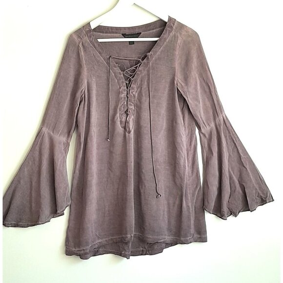 Rock & Republic Tops - Rock & Republic Hippie Lace Front Flare Sleeve Distressed Lavender Tunic Size S